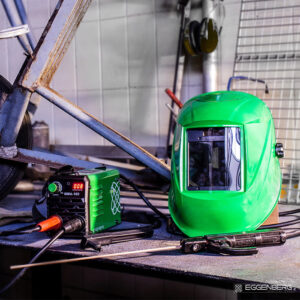 Eggenberg MMA100 Mini Wechselrichter + Eggenberg Schweißhelm + Elektroden