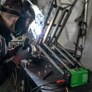 Eggenberg MMA100 Mini Wechselrichter + Climax Schweißhelm