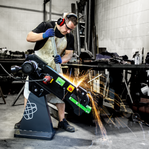 Eggenberg Bandschleifmaschine für Metall IBS75 – 75 x 2000mm – 3000W – 400V + GRATIS 2x Zirkonium-Schleifband - K60 & K80 – Bild 4