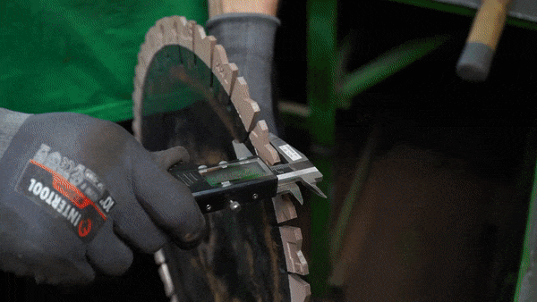 DiStar 1A1RSS Diamanttrennscheibe Nass XXL 350mm 25.4mm - Höchste Segmente im Markt GIF3